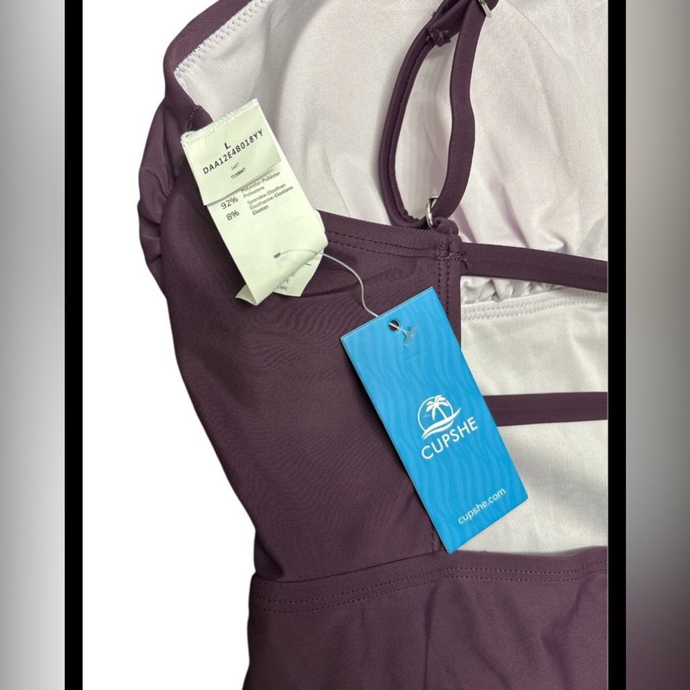 CUPSHE Women Swimsuit One Piece Bathing Suit Square Neck Cutout Back F14 - Picture 8 of 8
